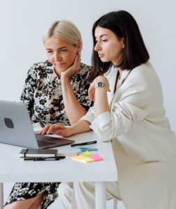 Marketing, E-commerce y Producción para Marcas de Moda Mercatrend Fashion Agency